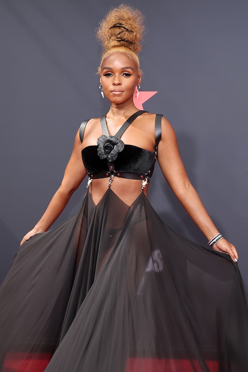 BET Awards 2022 makeup hairstyle chloe low bailey lizzo billy porter janelle monae