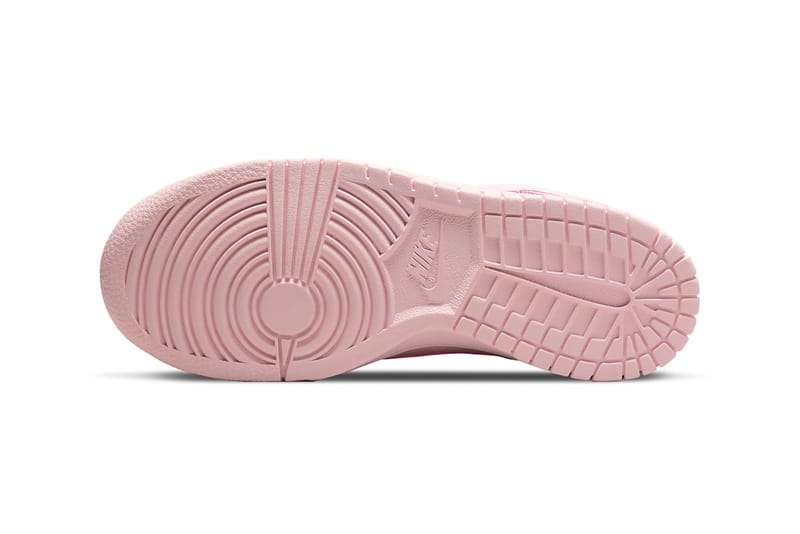 pink sole nike shoes
