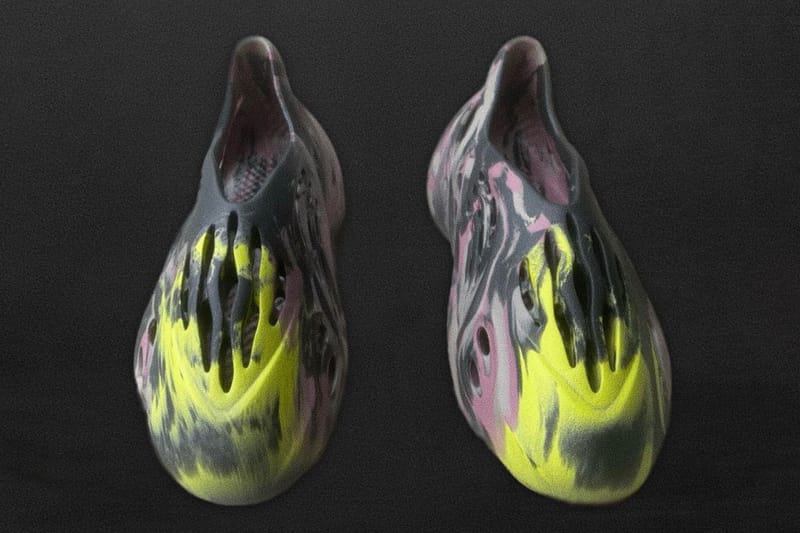 kanye yeezy foam runner