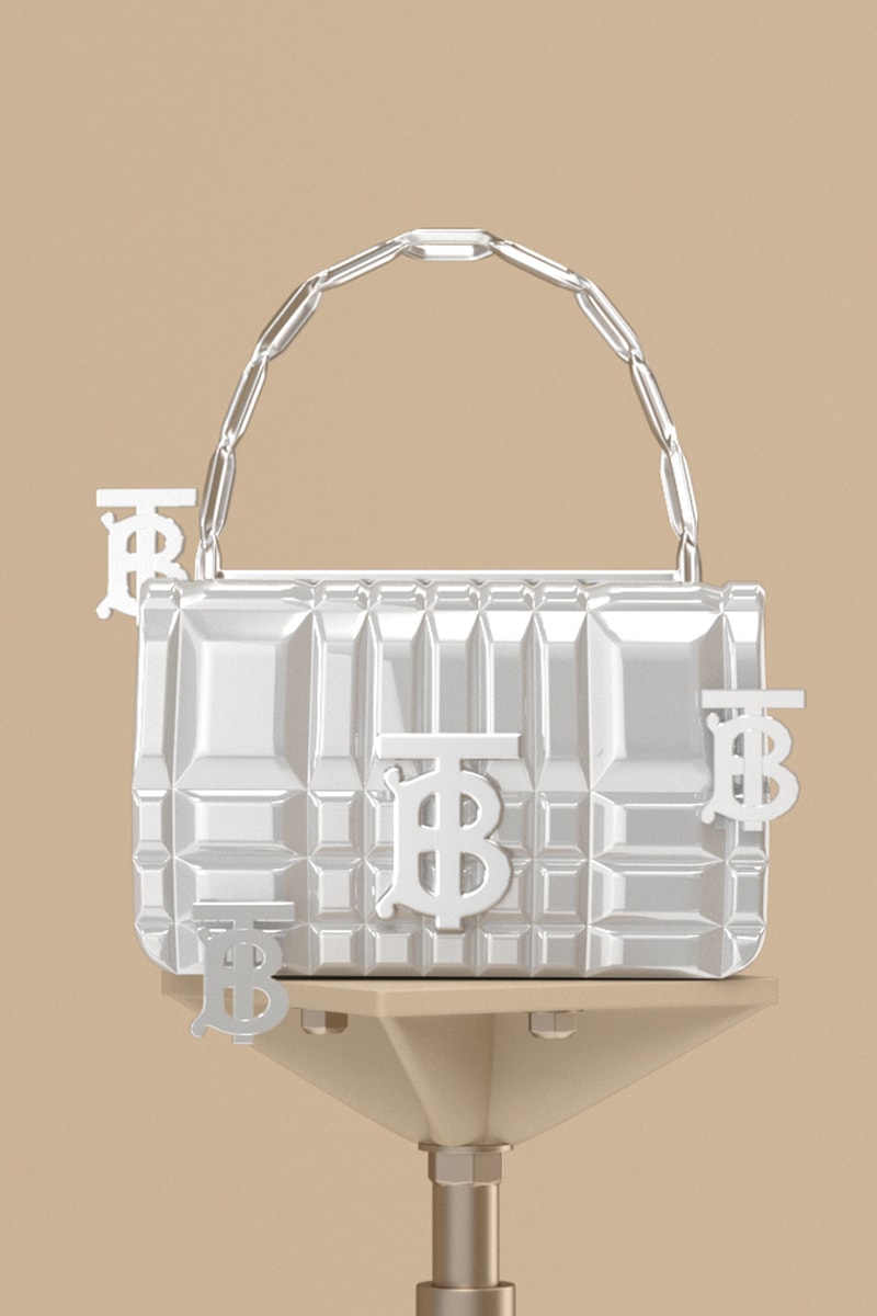 Burberry Roblox Metaverse Virtual Handbag Collection Designer Luxury