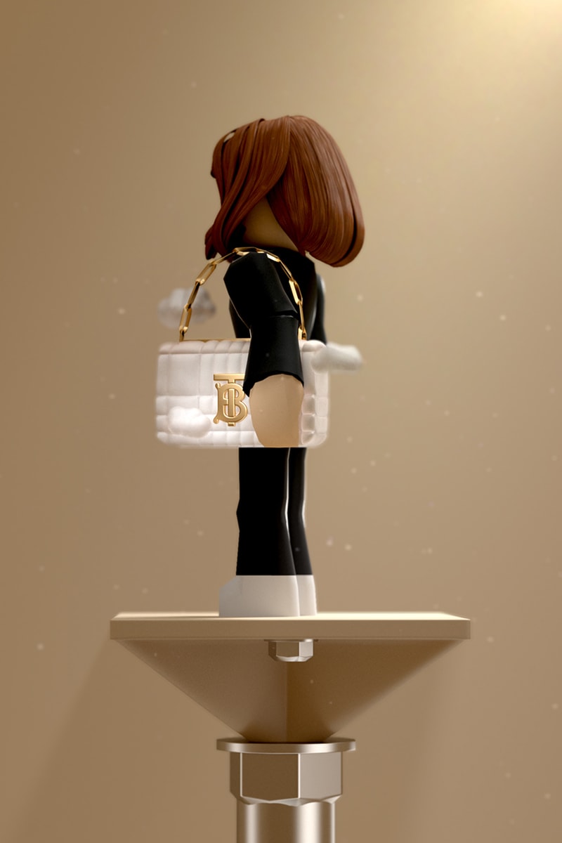 Burberry Roblox Metaverse Virtual Handbag Collection Designer Luxury