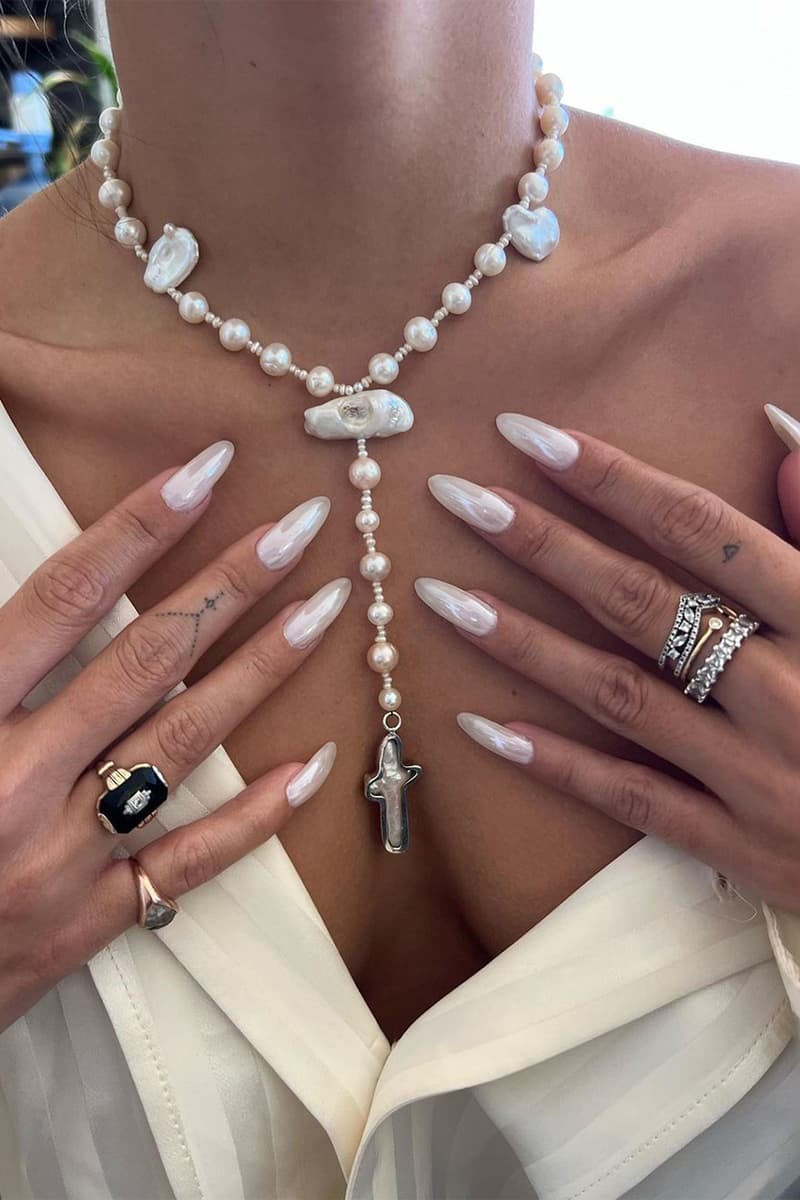 Hailey Bieber Glazed Doughnut nails trends