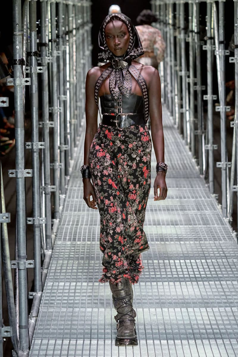 Paco Rabanne Spring Summer 2023 Collection Runway On a Mission Julien Dossena Images