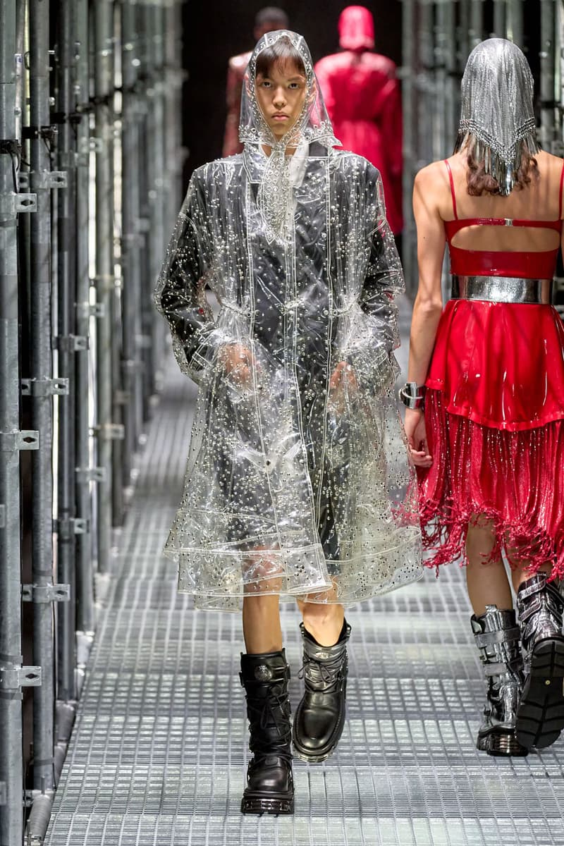 Paco Rabanne Spring Summer 2023 Collection Runway On a Mission Julien Dossena Images