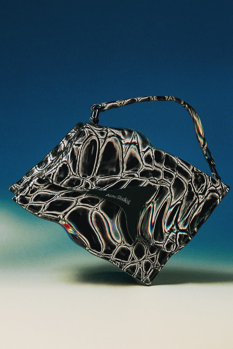 acne studios distortion bag fall winter 2022 campaign images