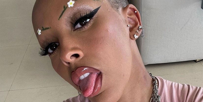 Doja Cat Debuts Large Bat Tattoo on Her Back — See Photos