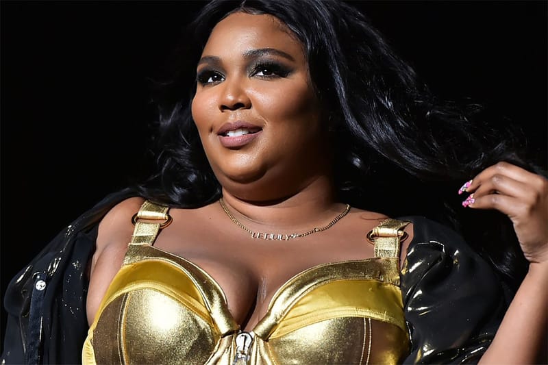 Lizzo’s Galactic Makeup Is a 2010s Moment We Needed