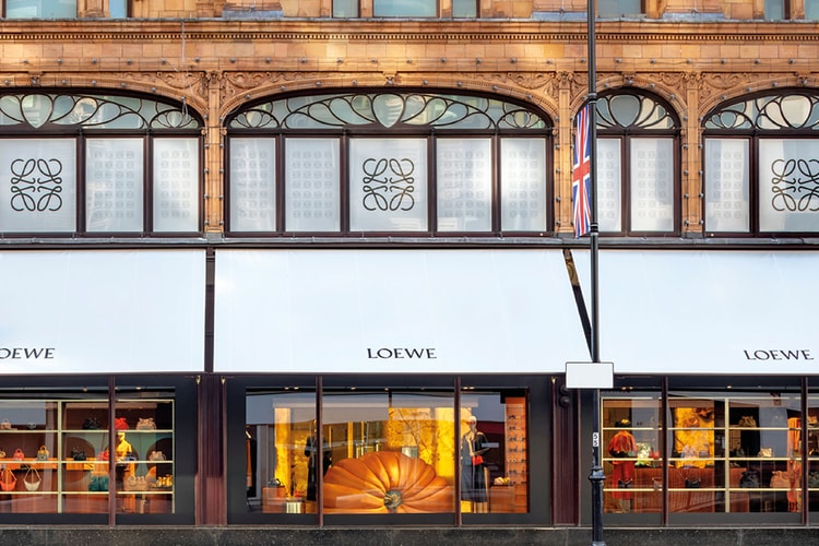 LOEWE Celebrates FW22 With Harrods Pop-Up