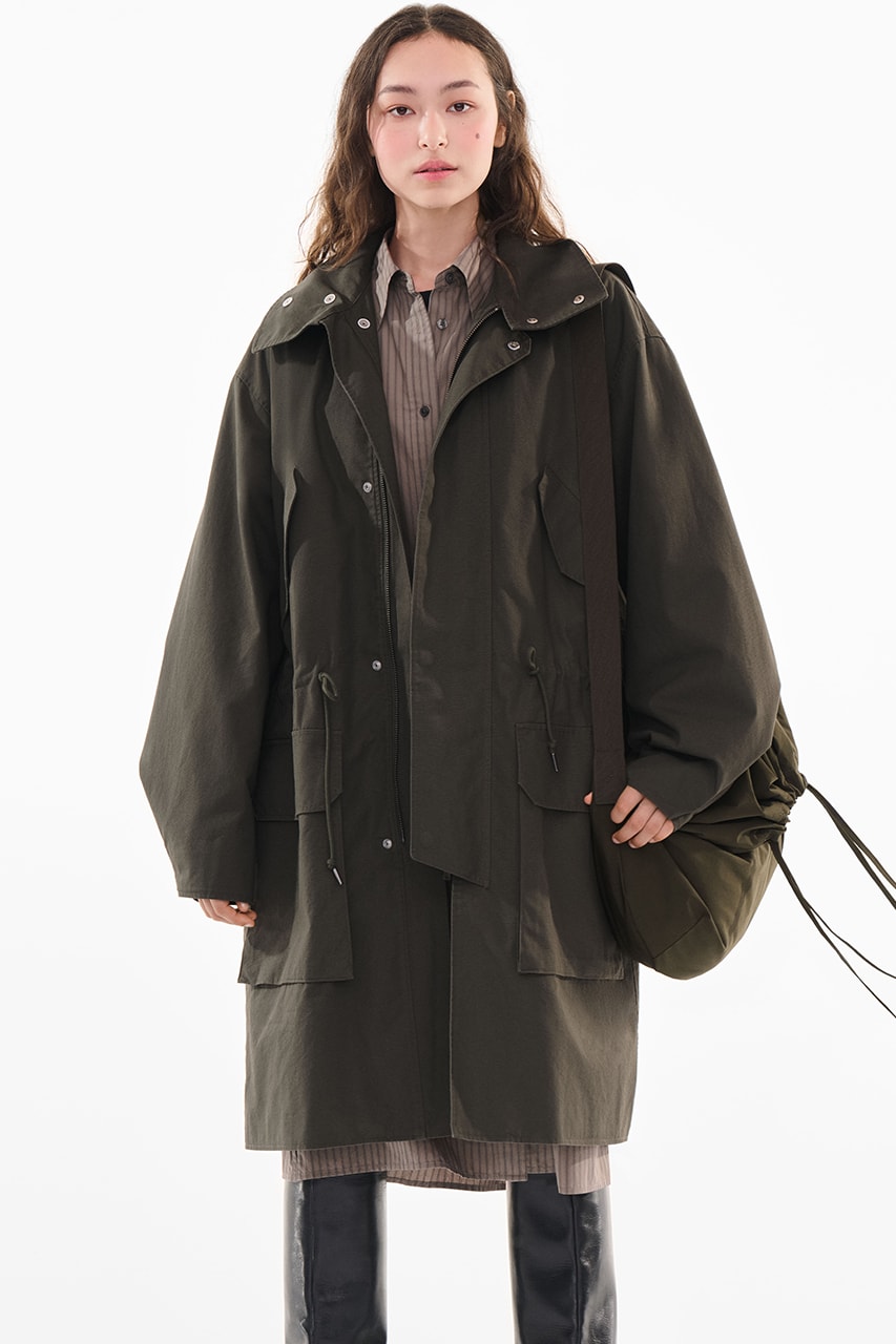 uniqlo lookbook fall winter 2022 collection jackets essentials