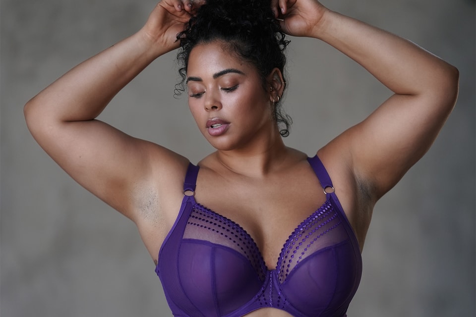 The miracle of body magic and wonder bra - by Etcetera