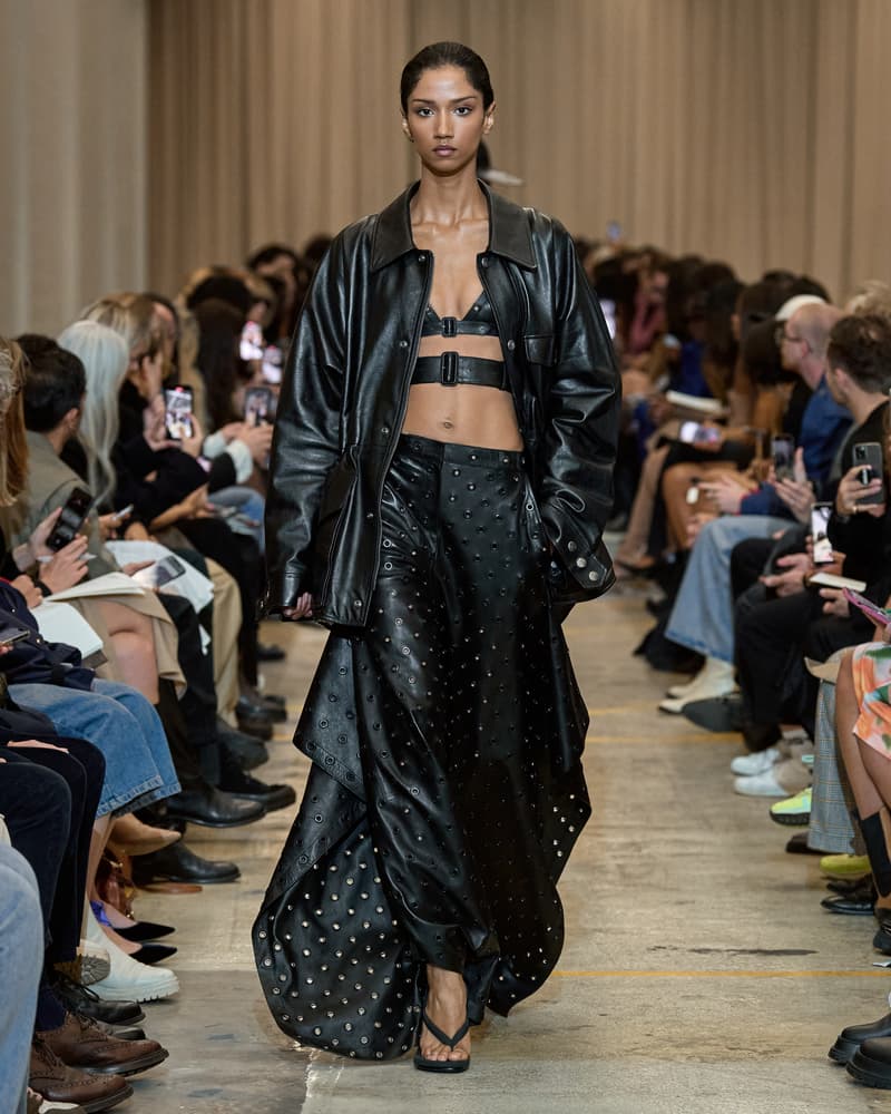 burberry london fashion week runway showcase kanye west bella hadid