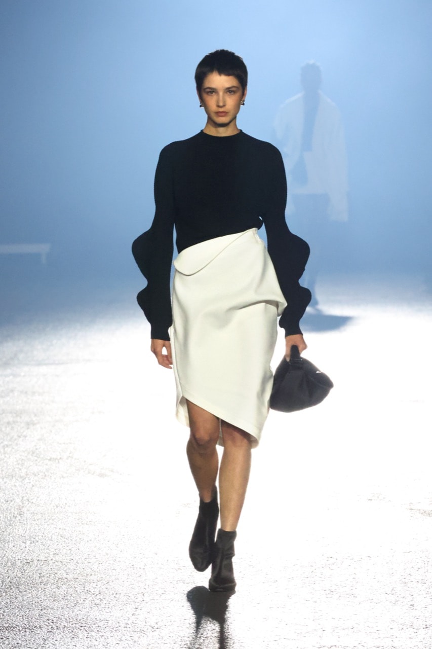 issey miyake paris fashion week runway