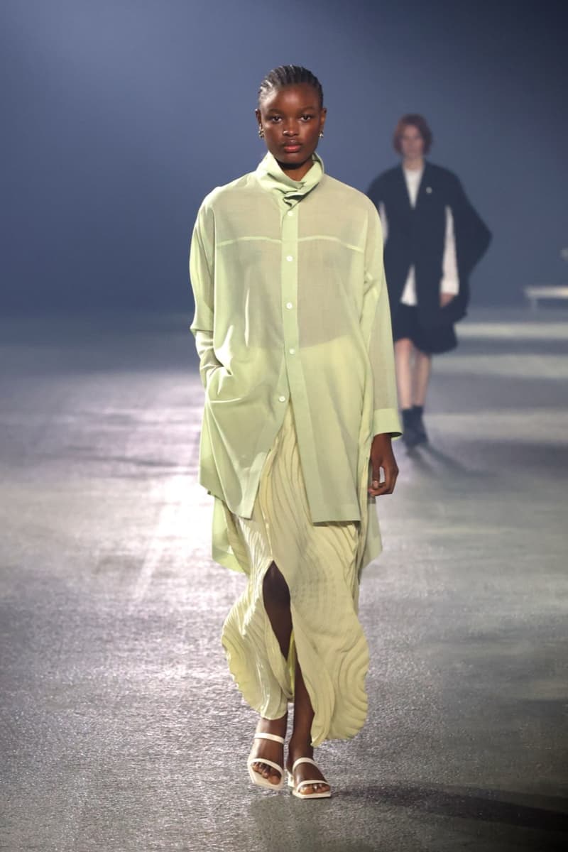 issey miyake paris fashion week runway