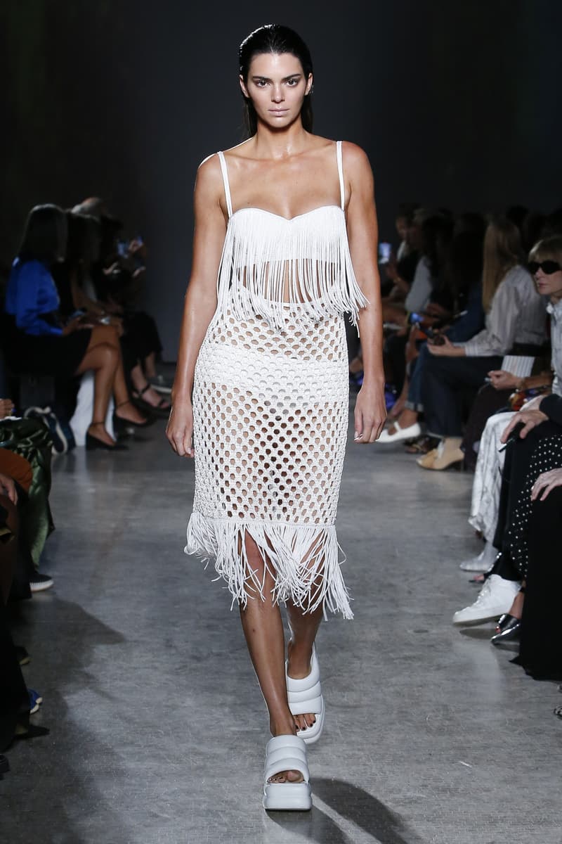 Proenza Schouler Unveils SS23 Collection At Proenza Schouler White Label KOBIETY UBRANIA BLUZY 