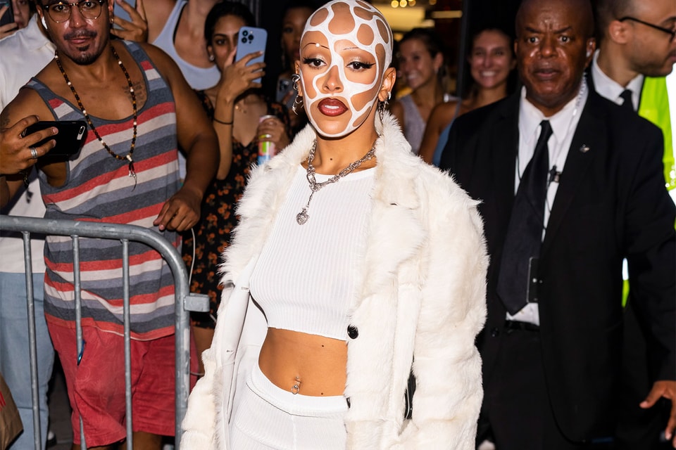 Doja Cat S Best Looks At New York Fashion Week Hypebae Doja Cat S Best Looks At New York Fashion Week Hypebae