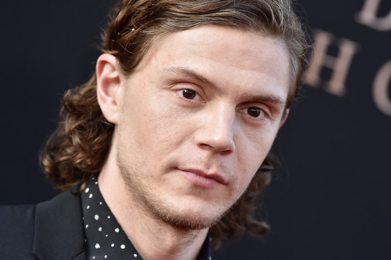 Evan Peters Cast as Jeffrey Dahmer in Ryan Murphy Netflix Series