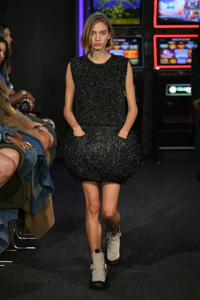 jw anderson soho casino runway fashion week emily ratajkowski