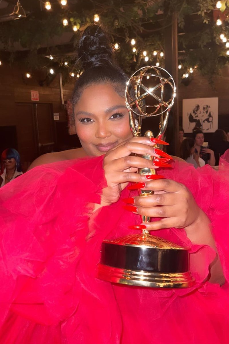 Lizzo red jelly nails 74th emmys manicure photos instagram