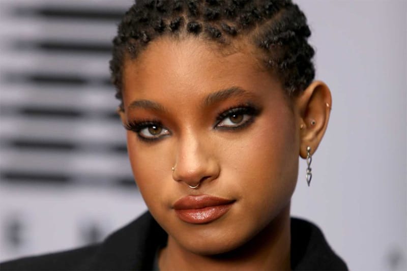 Willow Smith's Edgy Bob Gives New Meaning to the "Emo Girl"