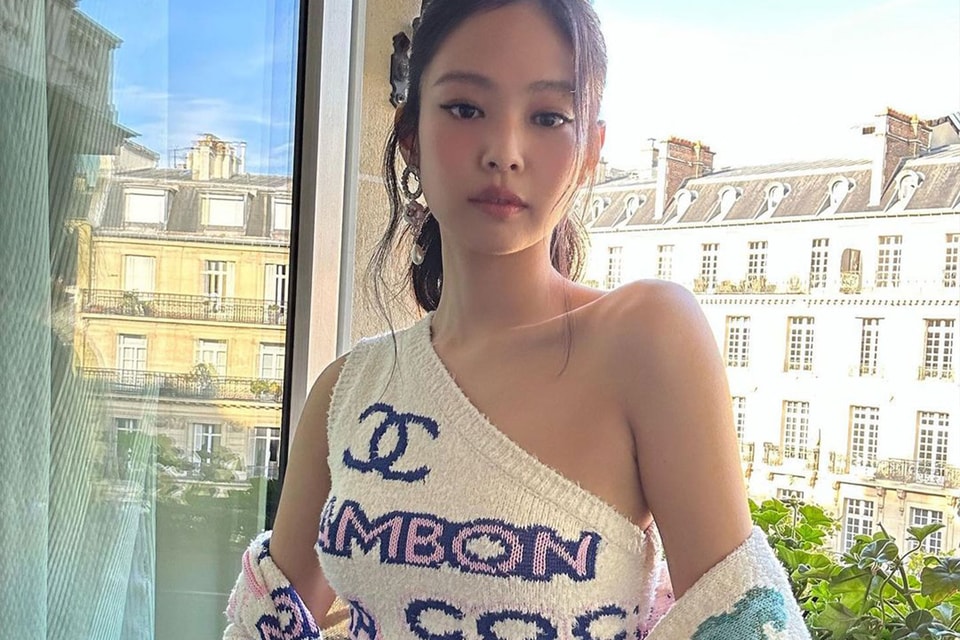 Here's What BLACKPINK Jennie Wore to lớn Chanel SS23 | Hypebae