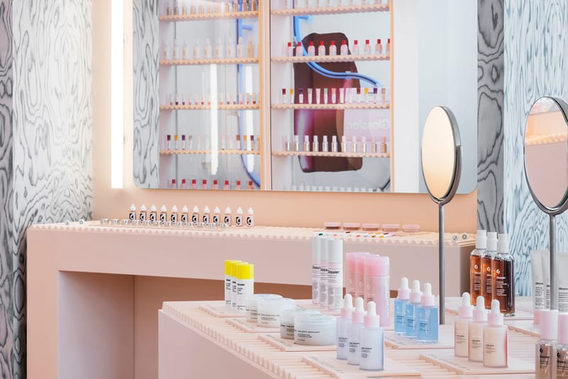 Welcome Back G: Glossier Opens Brooklyn, New York Location