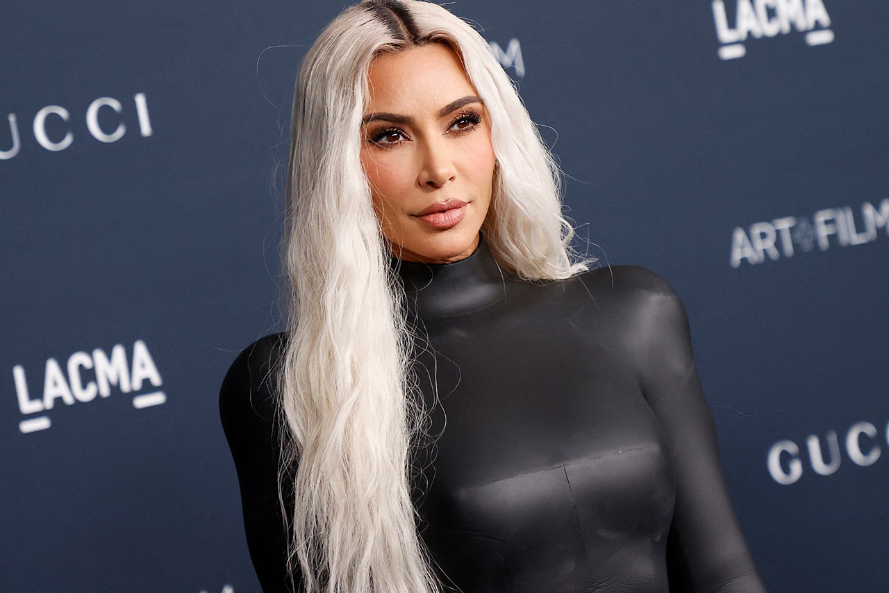 Kim Kardashian Skunk stripe root regrowth hairstyle chris appleton