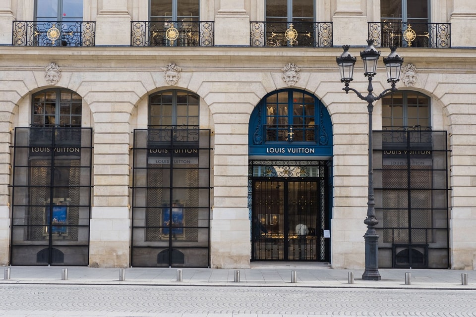 Louis Vuitton Fascade in Place Vendome, Paris Walking Tour