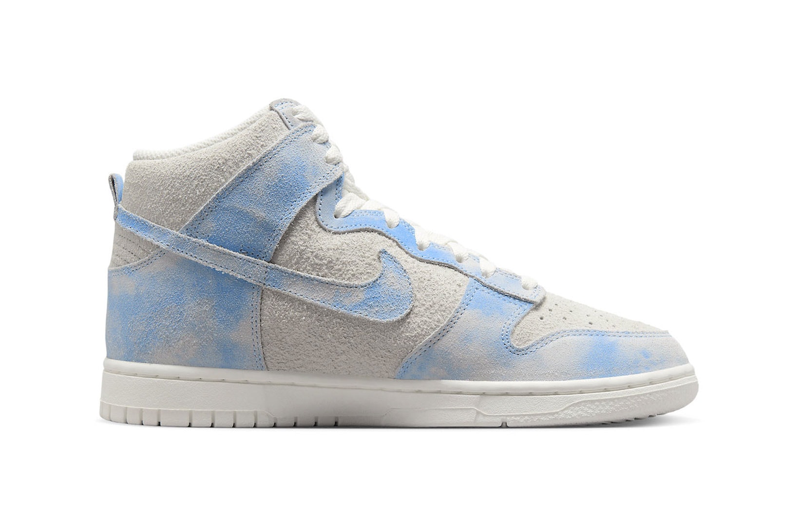 Nike Dunk High "Clouds" Images, University Blue Sail Release Date Info