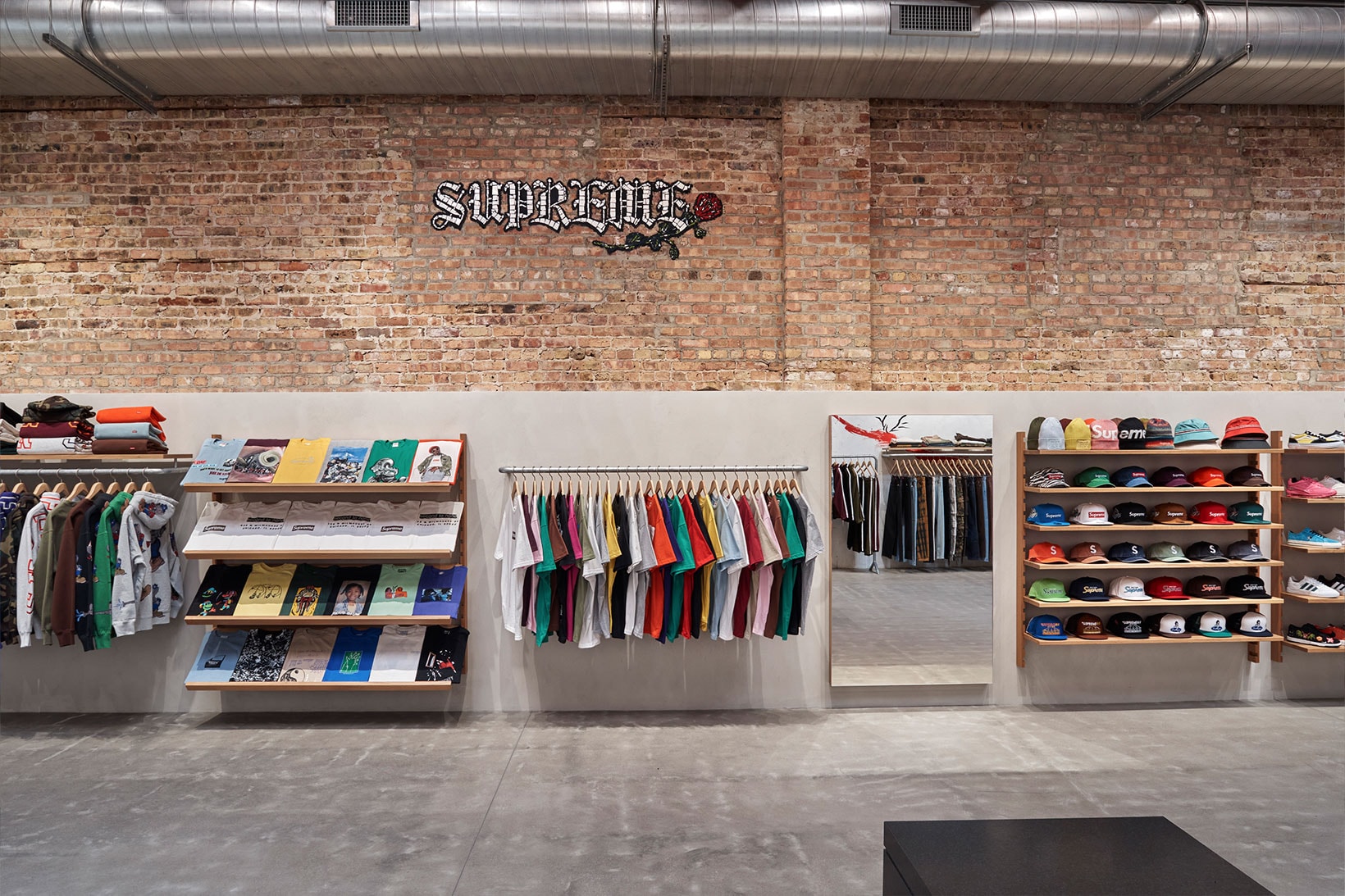 Supreme Chicago Store Opening Images Location Info