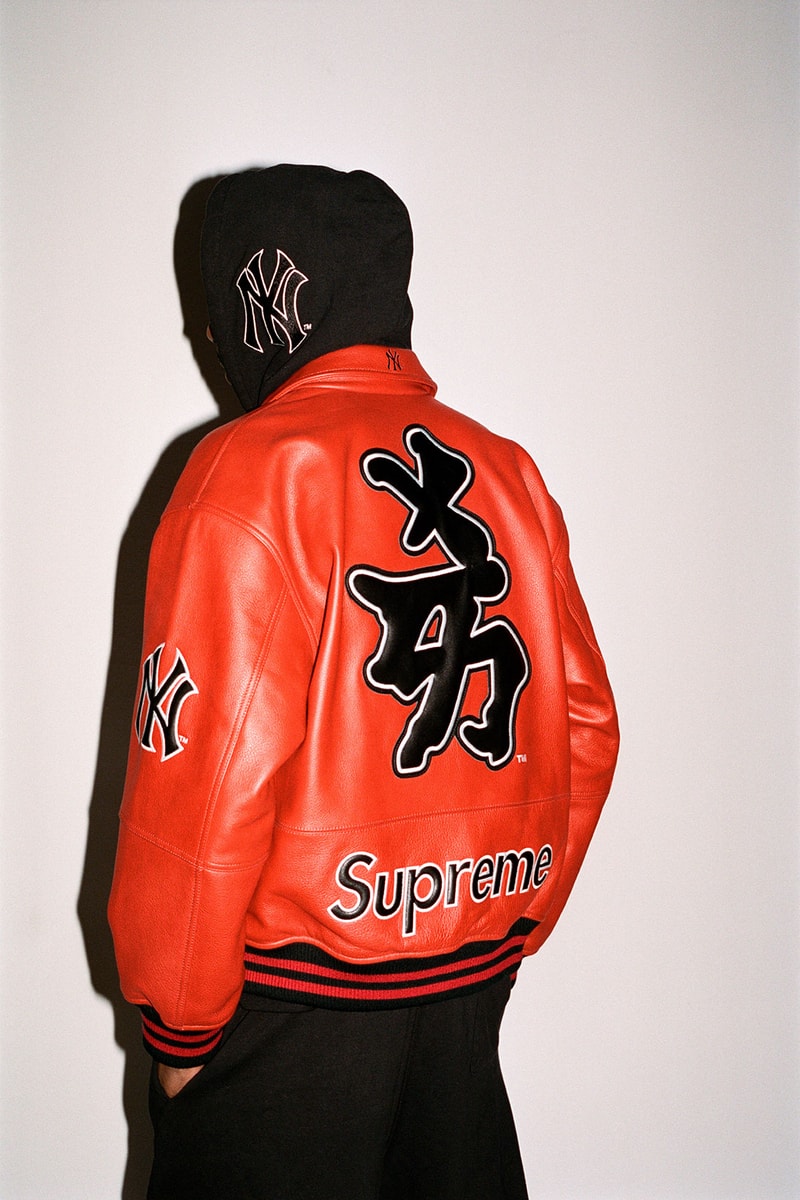 Supreme New York Yankees Kanji Leather Varsity Jacket BlackSupreme New York  Yankees Kanji Leather Varsity Jacket Black - OFour