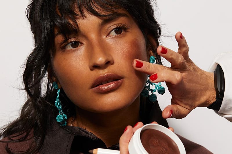 TikTok Says You Need to Apply Foundation With Your Hands for a Flawless Base — And It’s True