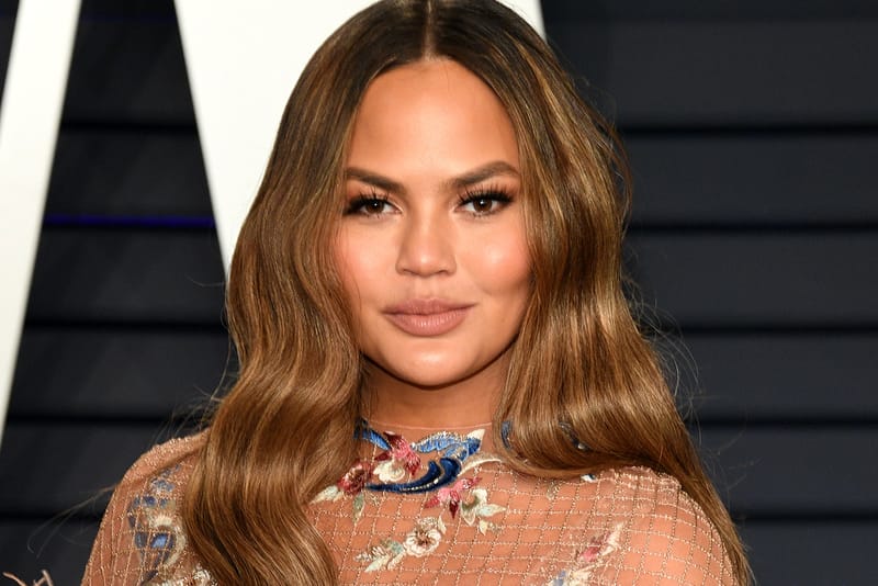 Chrissy Teigen Goes Extension-Free and Shows off Natural Hair Length