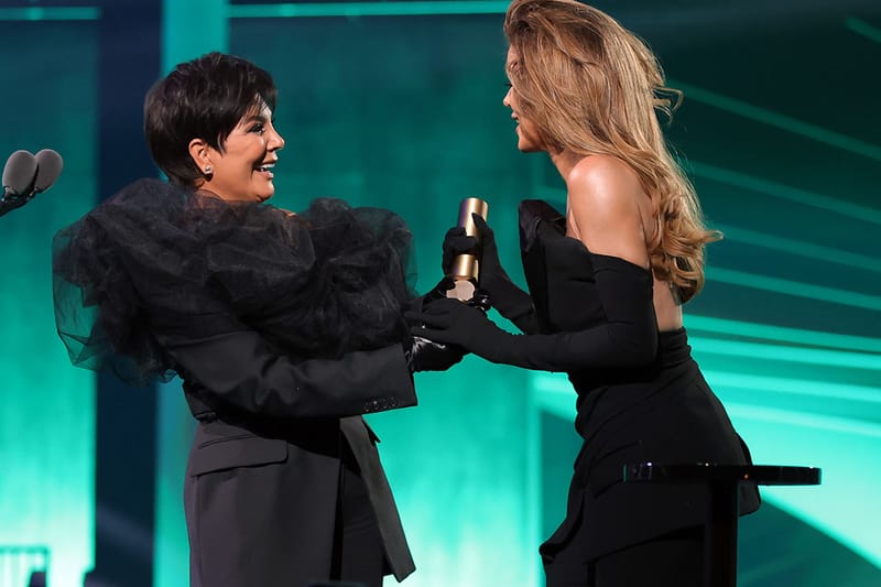 We Can't Get Over Khloé Kardashian's Bombshell Blowout