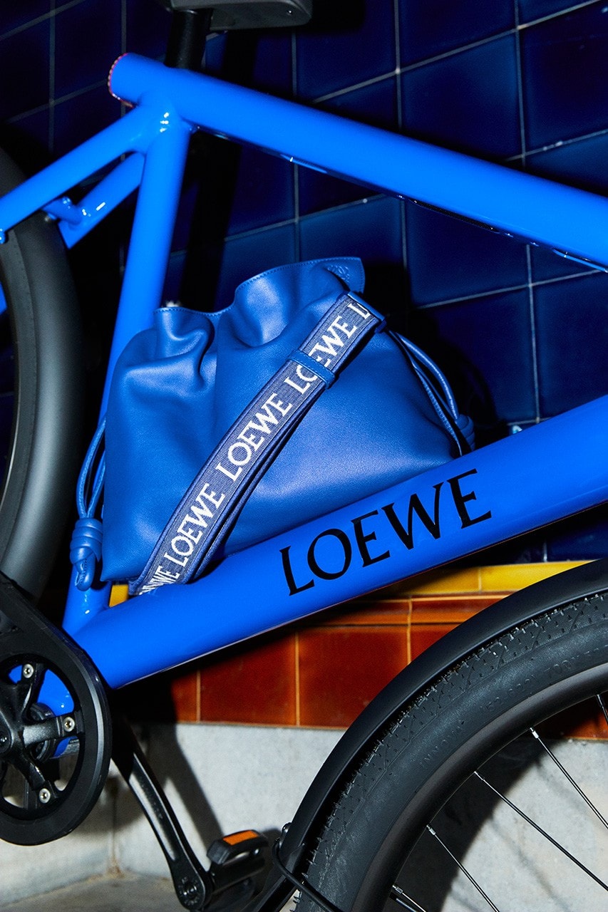 vanmoof s3 e-bikes loewe amsterdam flagship store handbags leather accessories 