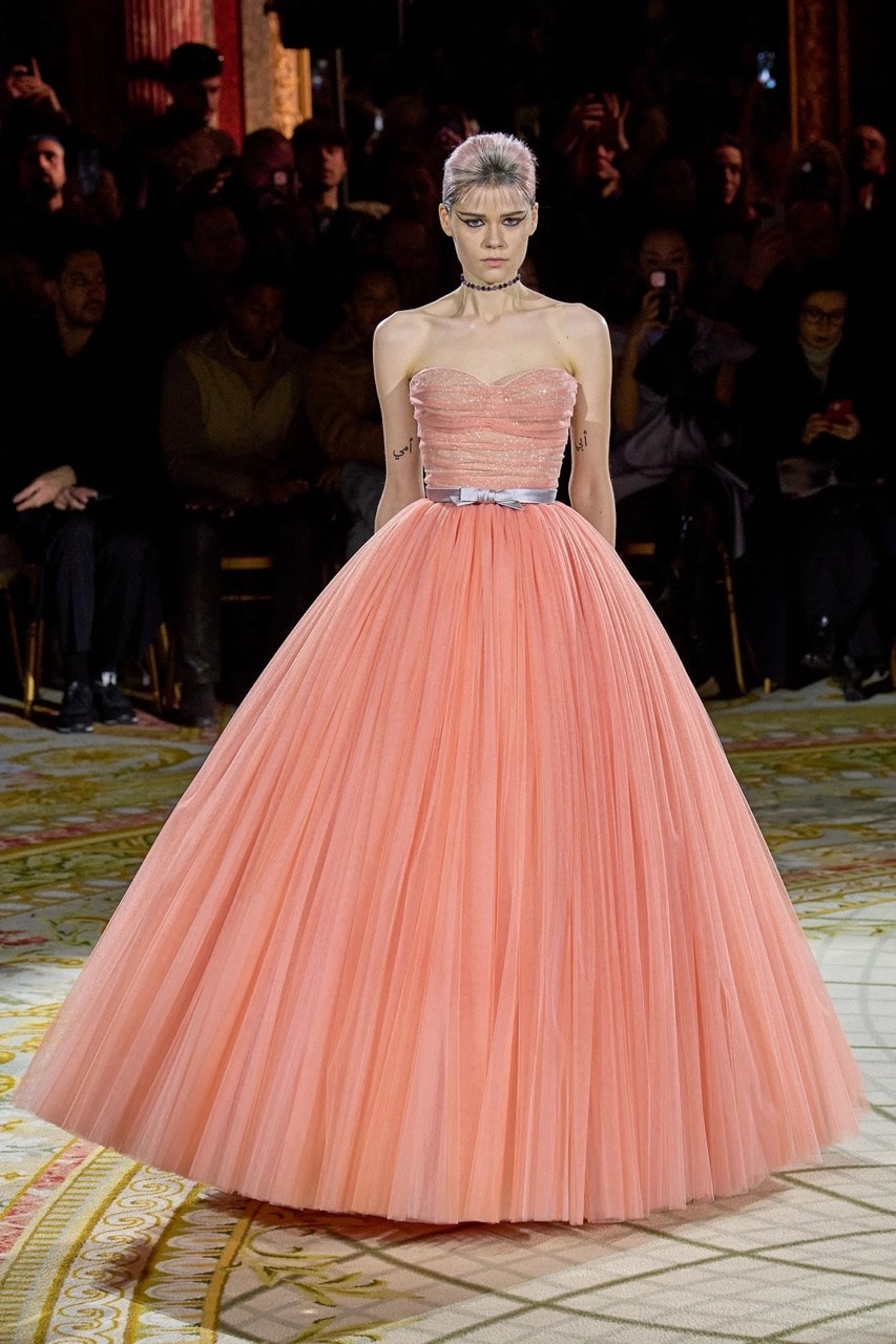 viktor rolf paris couture week spring show runway fashion 