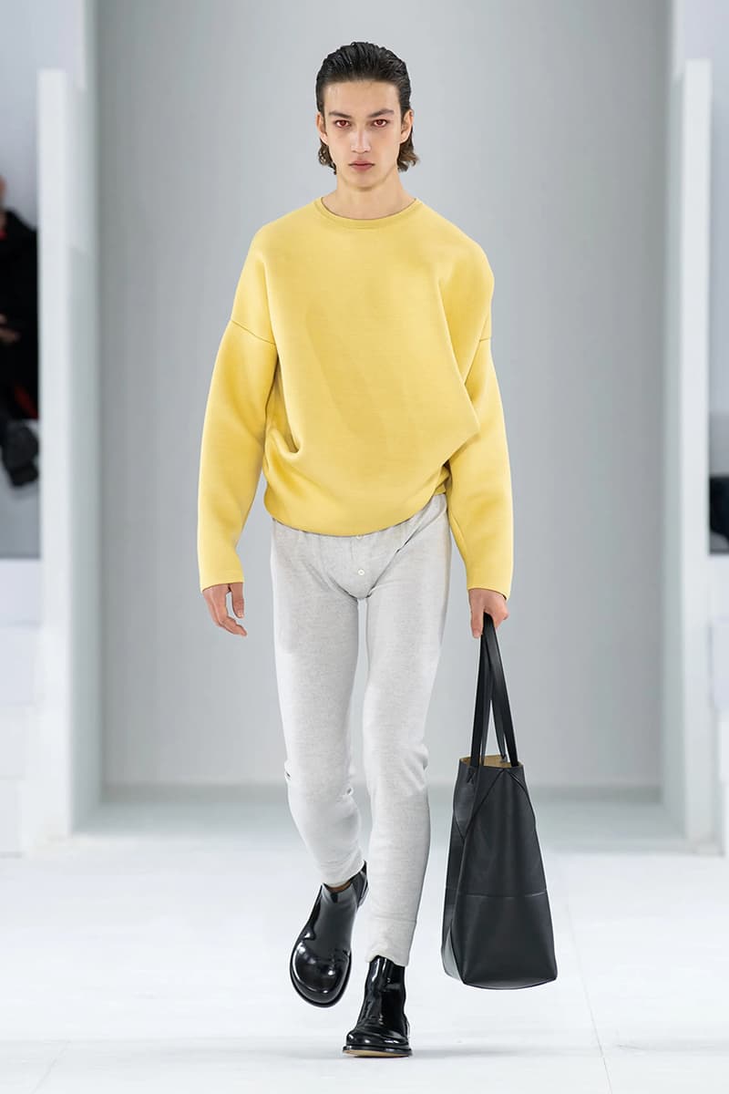 loewe jw anderson fall winter 2023 menswear paris fashion week runway 