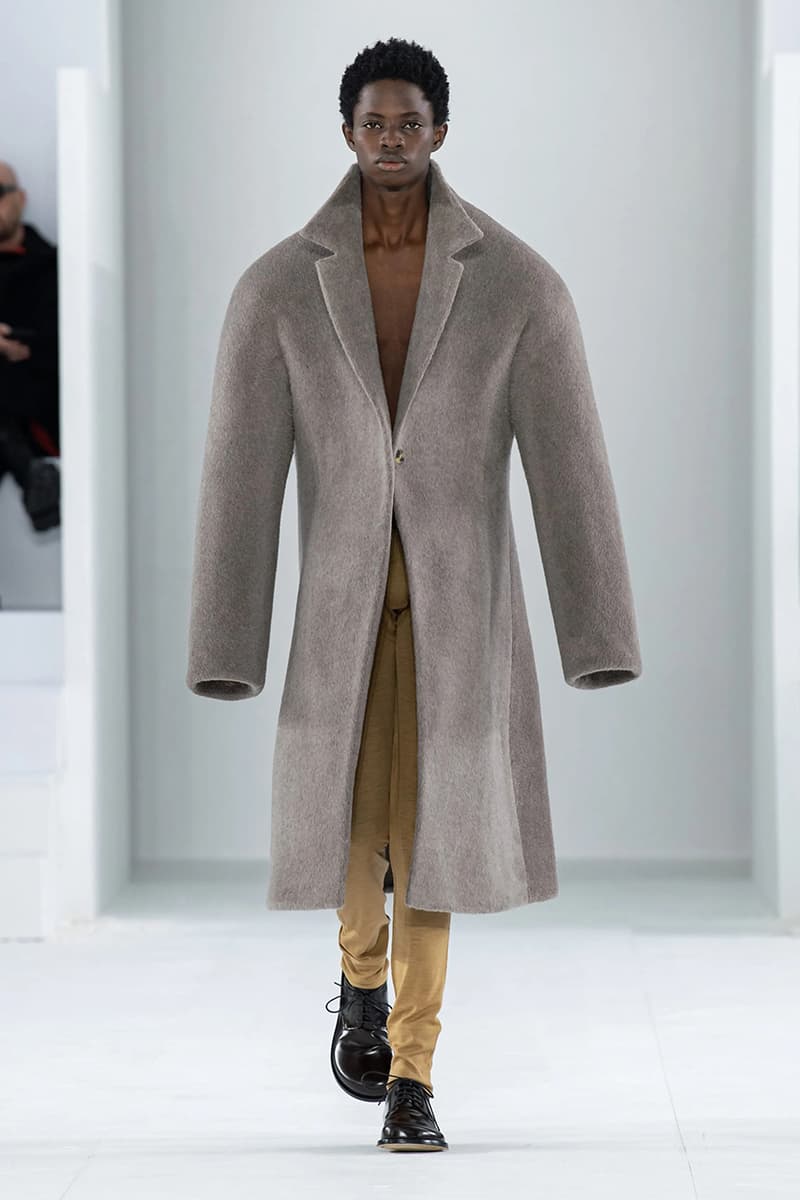 loewe jw anderson fall winter 2023 menswear paris fashion week runway 