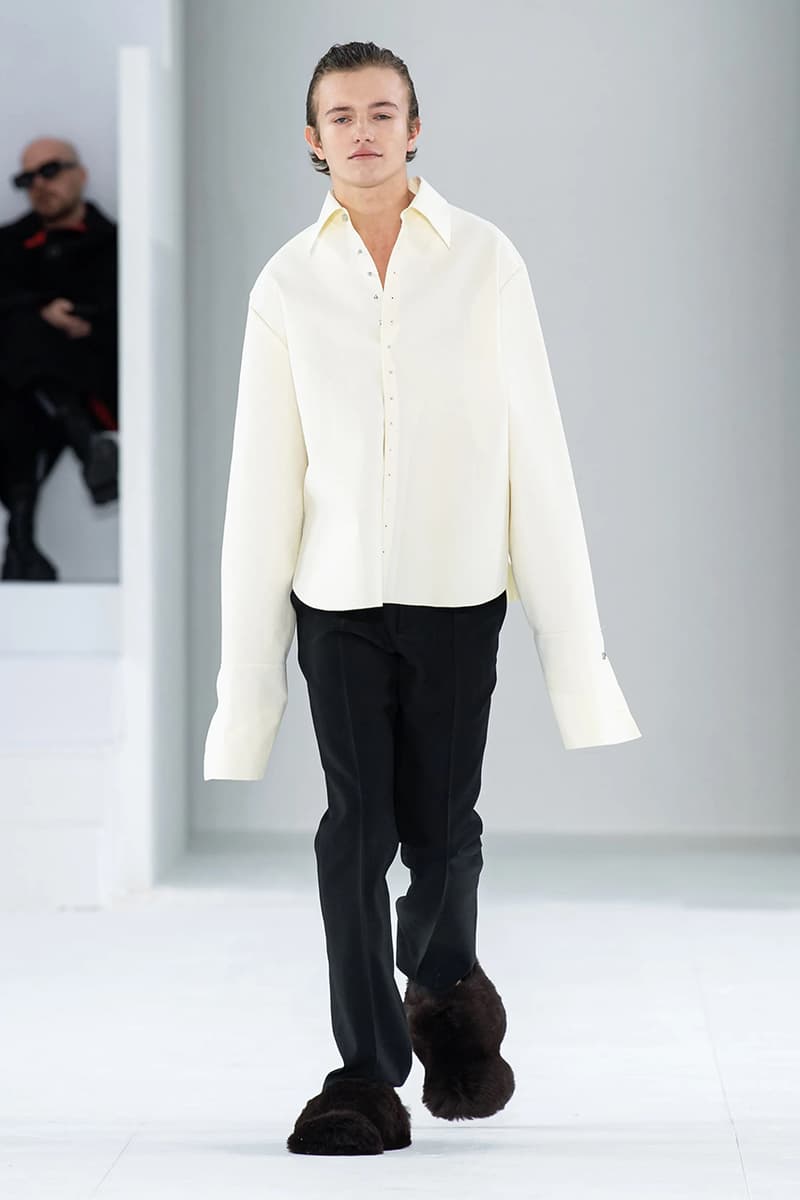 loewe jw anderson fall winter 2023 menswear paris fashion week runway 