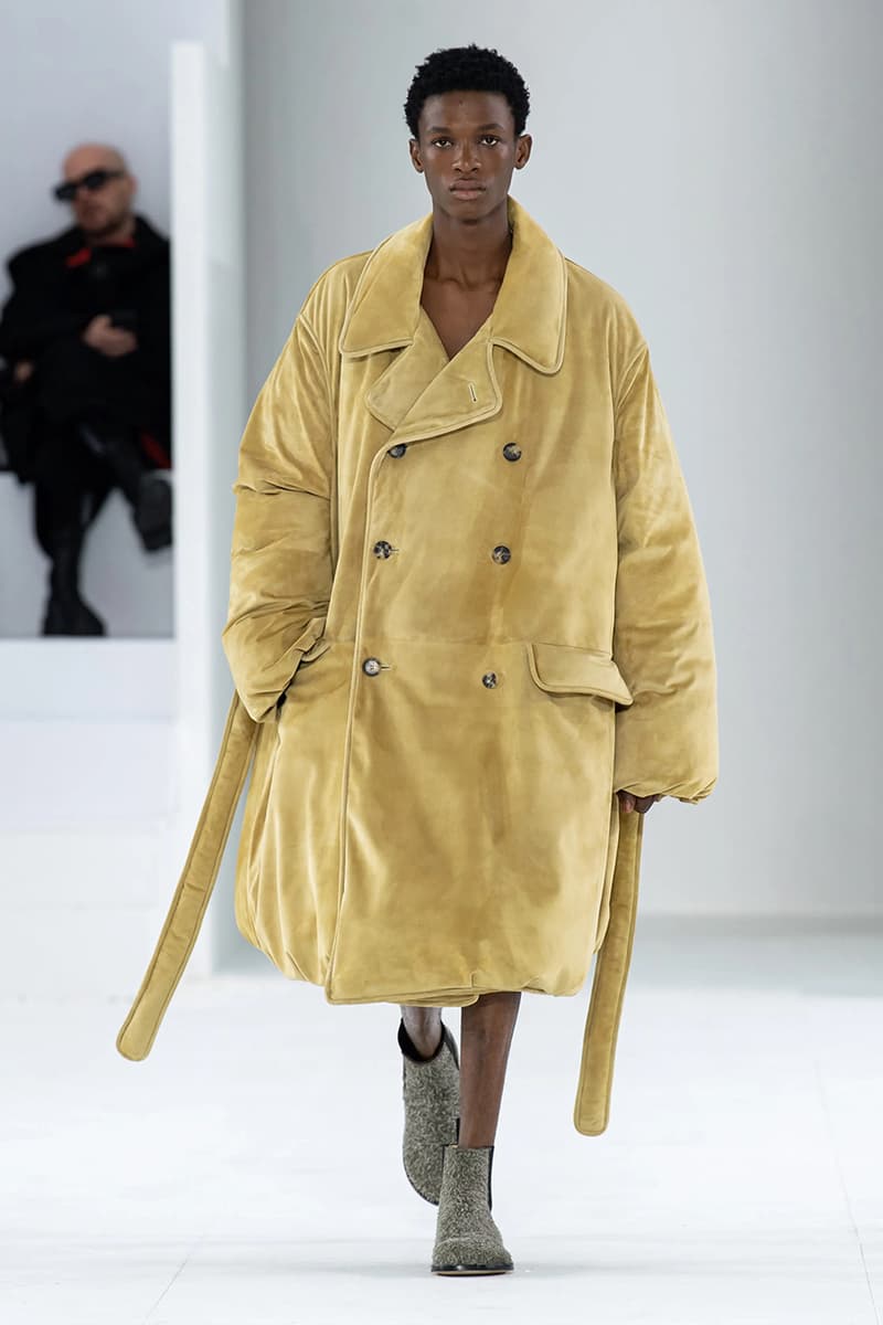 loewe jw anderson fall winter 2023 menswear paris fashion week runway 