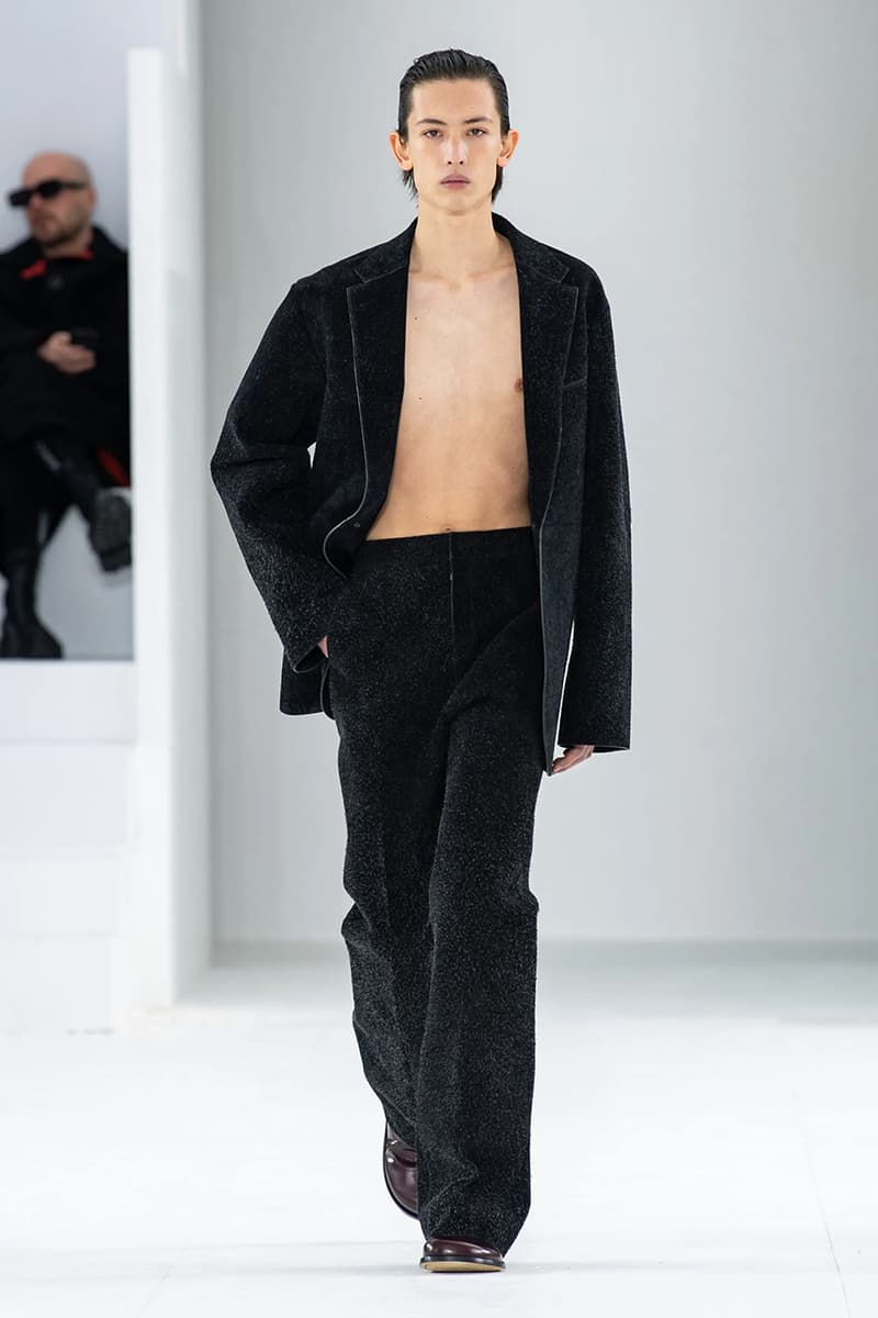 loewe jw anderson fall winter 2023 menswear paris fashion week runway 