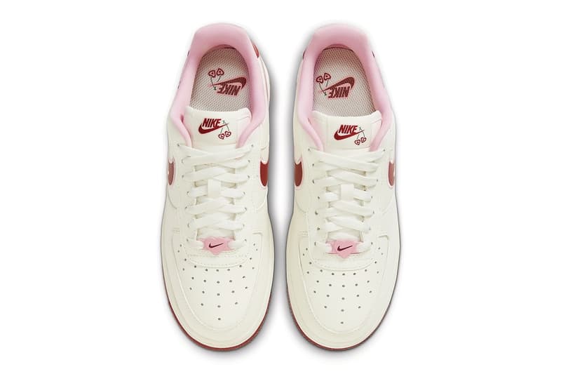 nike dunk low valentine's day sneaker trainer cherry red 