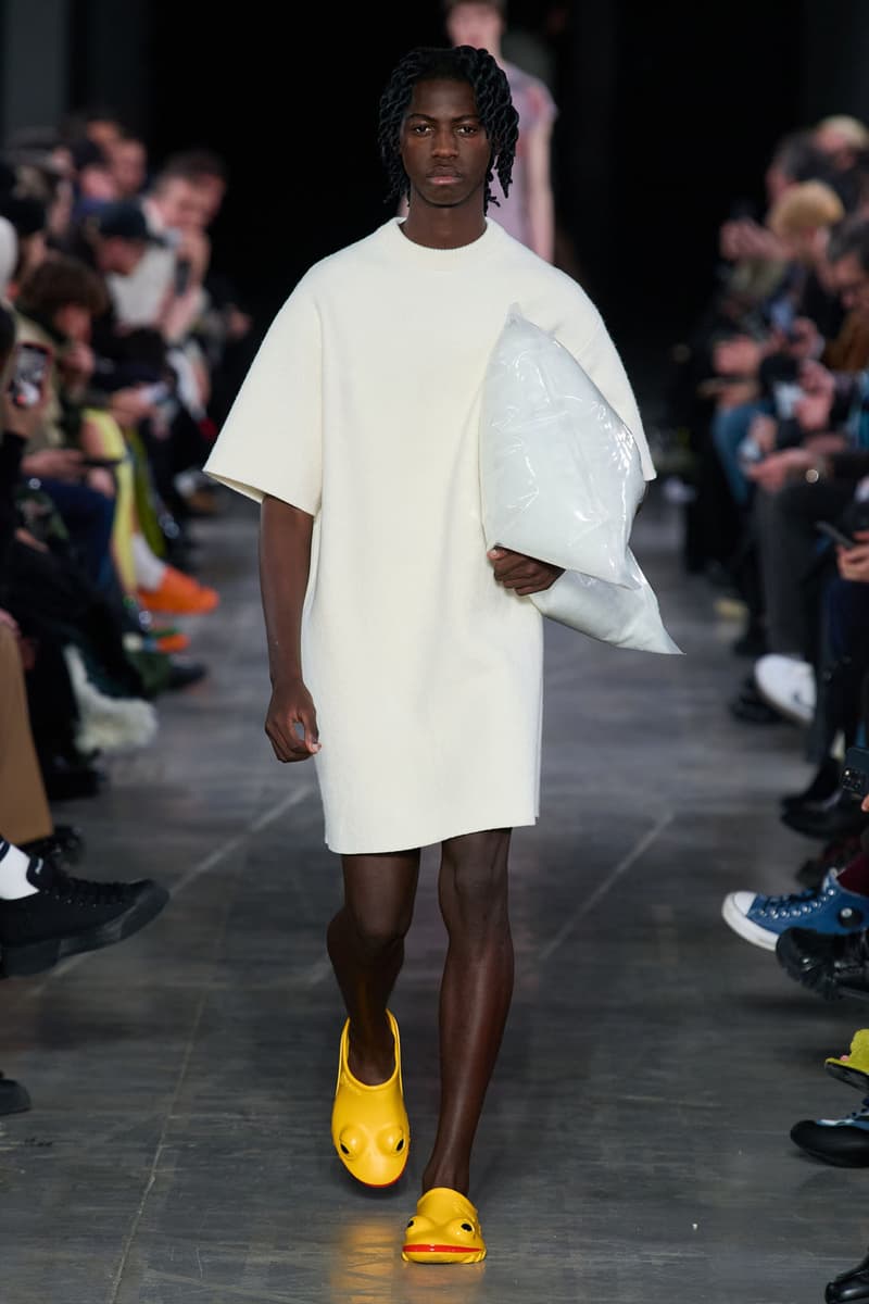 JW Anderson Pre-Fall Winter Milan Fashion Week Men's Runway Frog Wellipets Boots Images