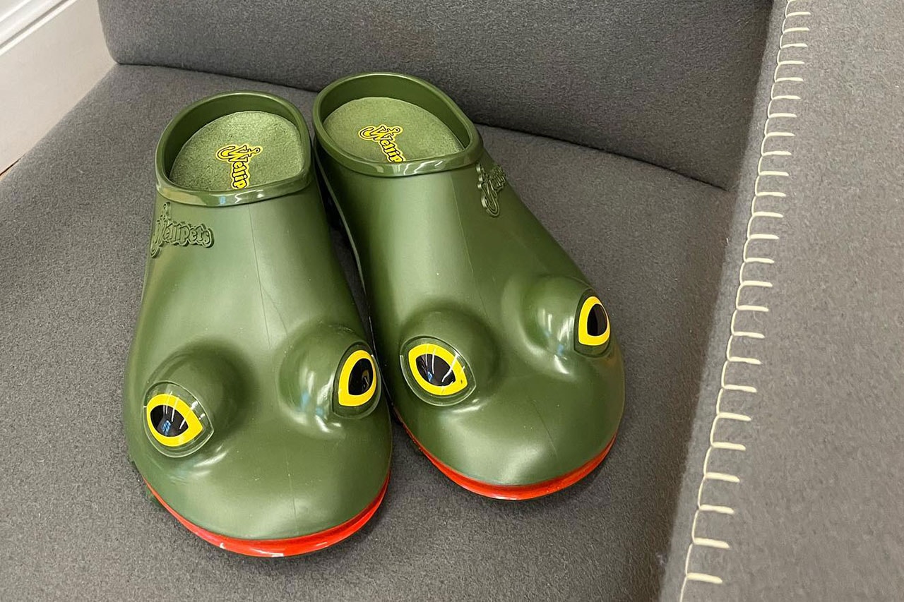 jw anderson frog clog shoes green fashion week