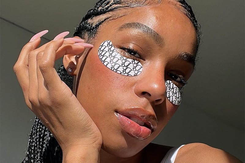 Here Are 5 Clever Tips to "Winter Proof" Your Skin