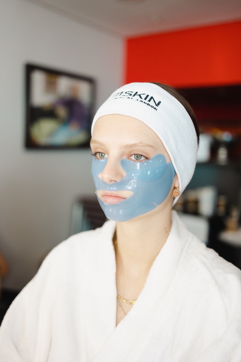 111skin skincare icons y theorem serum repair NAC Y2 recorvery mask erdem fashion week model clinical freeze wrinkles 