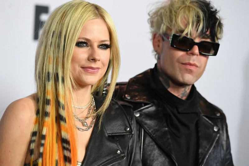 After Avril Lavigne Split, Mod Sun Writes in New Message, 'In 1 Week My  Entire Life Completely Changed