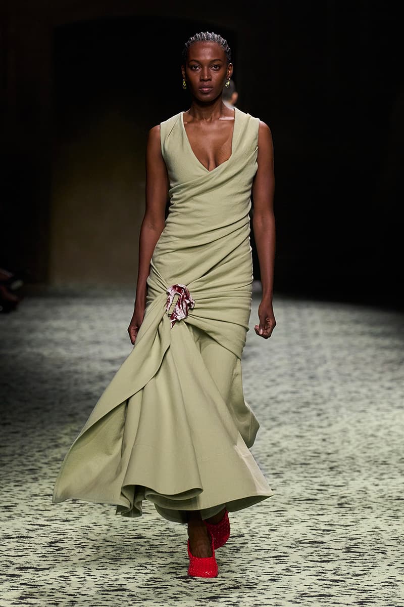 matthieu blazy bottega veneta milan fashion week runway green 