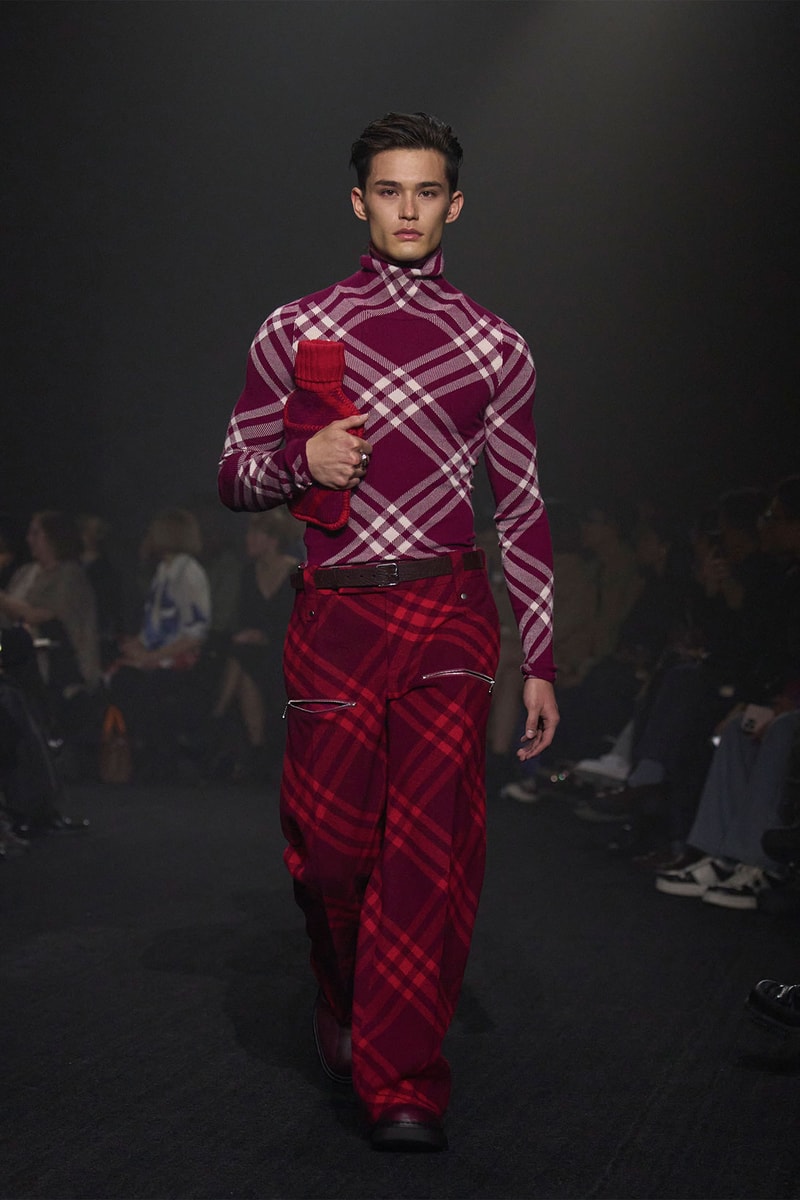 Burberry Daniel Lee Fall Winter Debut Runway London Fashion Week Images Highlights