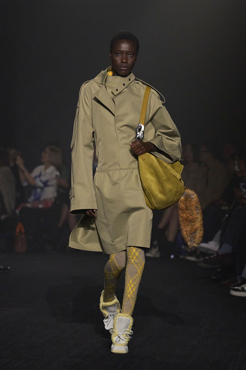 Burberry Daniel Lee Fall Winter Debut Runway London Fashion Week Images Highlights