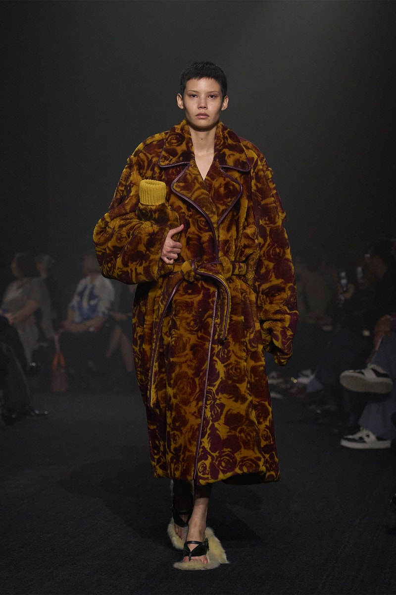 Burberry Daniel Lee Fall Winter Debut Runway London Fashion Week Images Highlights